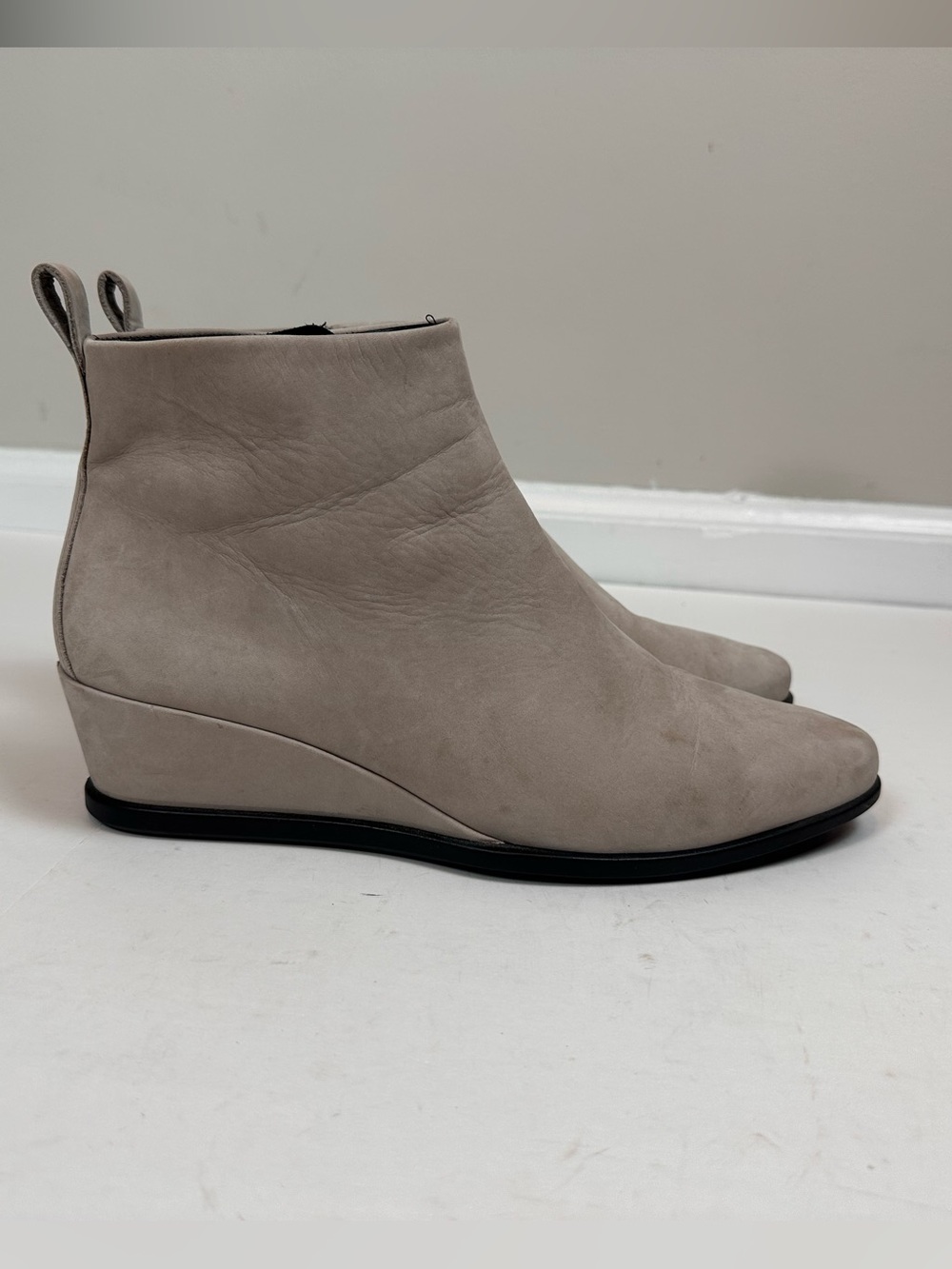 ECCO Shape 45 Wedge Ankle Boots Grey Suede Leather Zip EU 40 US 9⁠